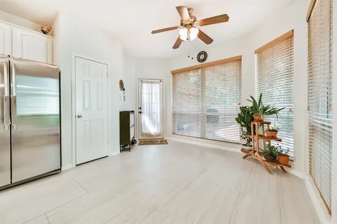 4302 Island Hills Drive Houston TX 77059