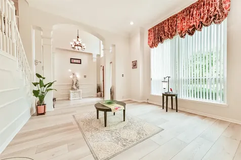 4302 Island Hills Drive Houston TX 77059