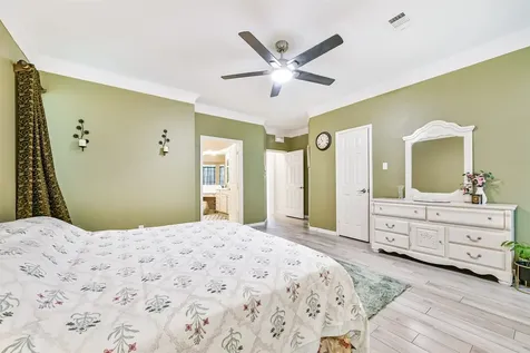 4302 Island Hills Drive Houston TX 77059