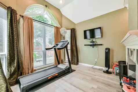 4302 Island Hills Drive Houston TX 77059