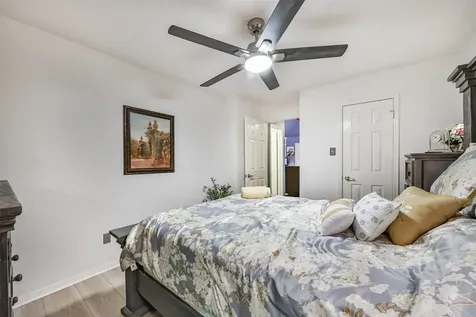4302 Island Hills Drive Houston TX 77059