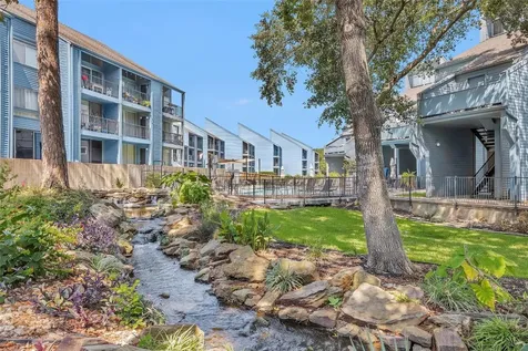 12500 Melville Drive 345d Montgomery TX 77356