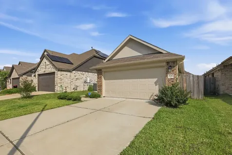 5047 Aspen Orchard Drive Houston TX 77066