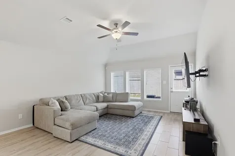 5047 Aspen Orchard Drive Houston TX 77066