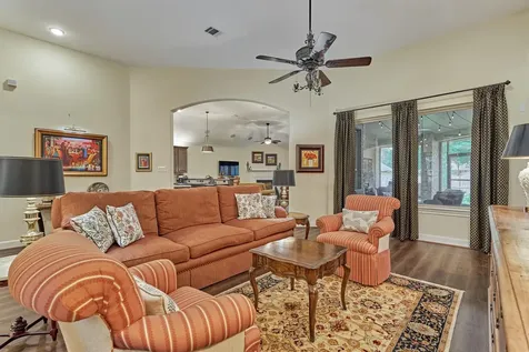 11 S Sandbells Park Lane Montgomery TX 77316