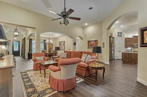 11 S Sandbells Park Lane Montgomery TX 77316