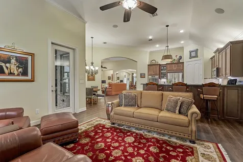 11 S Sandbells Park Lane Montgomery TX 77316