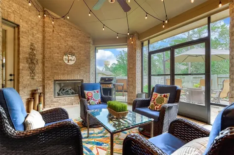 11 S Sandbells Park Lane Montgomery TX 77316