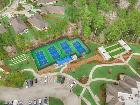 11 S Sandbells Park Lane Montgomery TX 77316