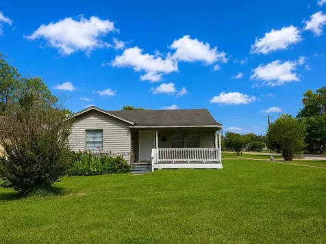 202 N Logan Street Texas City TX 77590