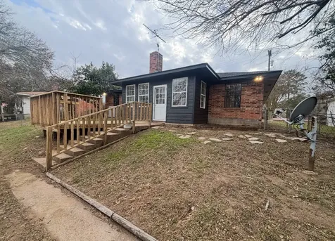 1803 S Park Street Brenham TX 77833
