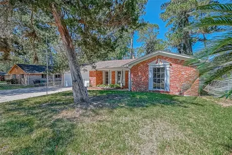 211 Loon River Drive Houston TX 77336