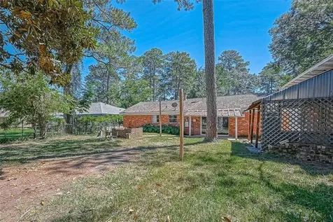 211 Loon River Drive Houston TX 77336