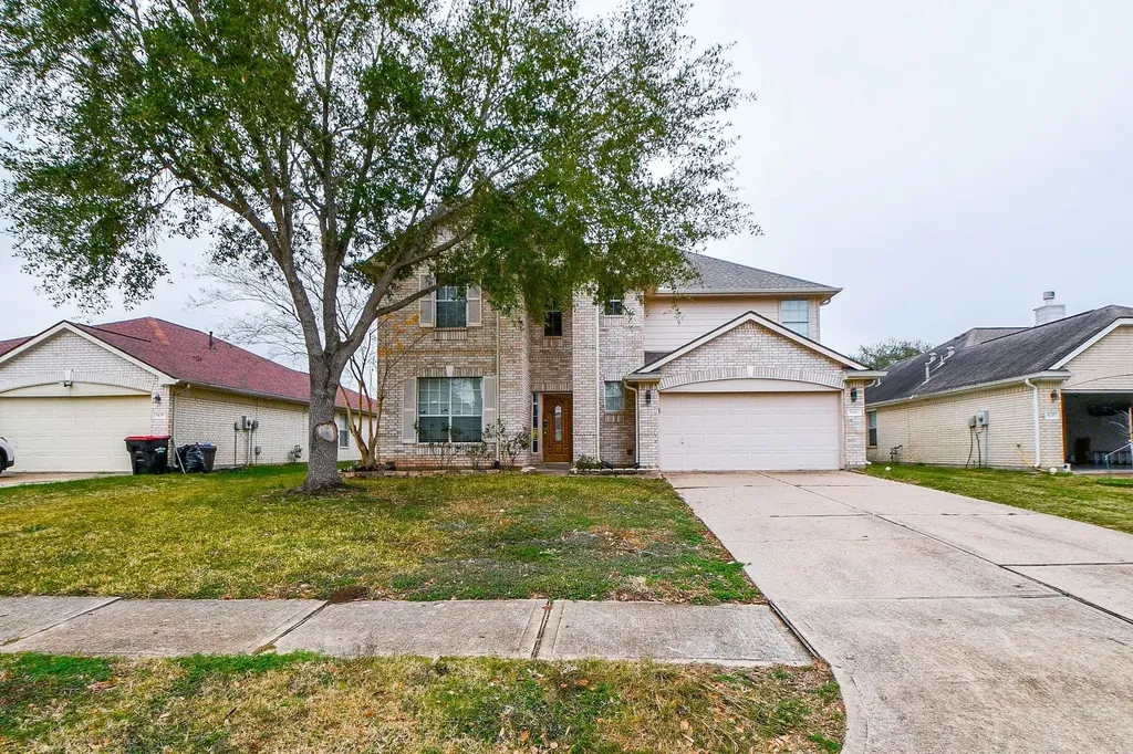 9641 Weldridge Drive Sugar Land TX 77498