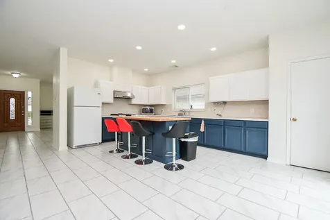 9641 Weldridge Drive Sugar Land TX 77498
