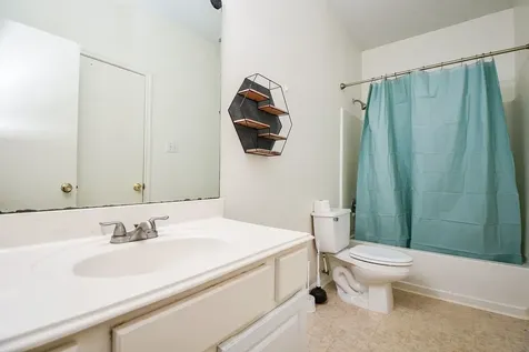 9641 Weldridge Drive Sugar Land TX 77498