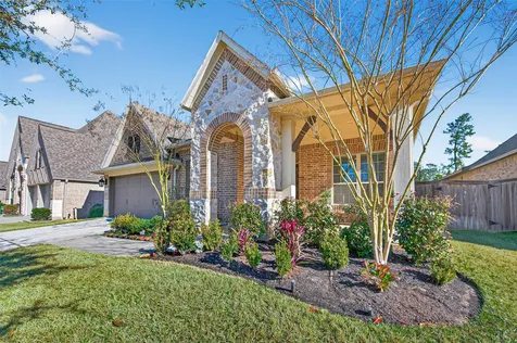 411 Callery Pear Court Conroe TX 77304