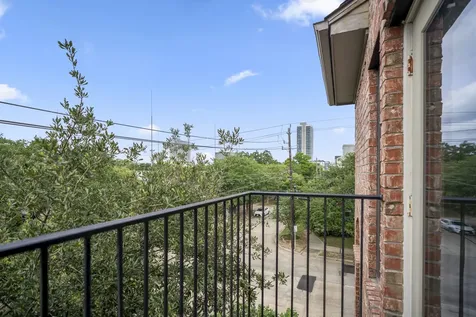 2719 La Branch Street Houston TX 77004