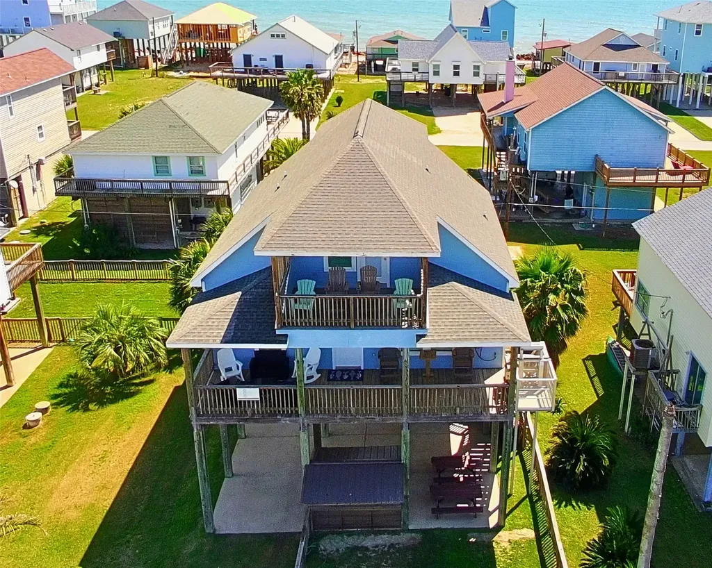 12930 Buccaneer Parkway Freeport TX 77541