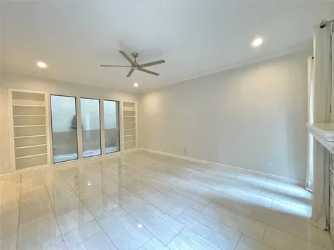 6000 Sugar Hill Drive 2 Houston TX 77057