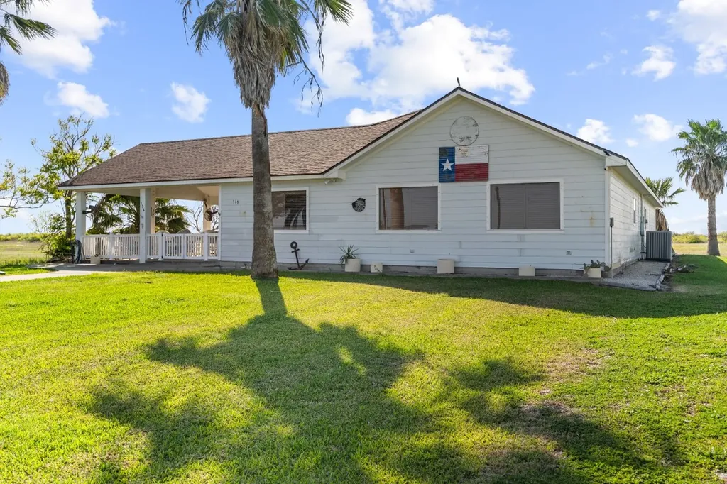 316 Marshall Johnson Avenue S Port Lavaca TX 77979