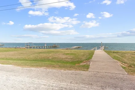 316 Marshall Johnson Avenue S Port Lavaca TX 77979