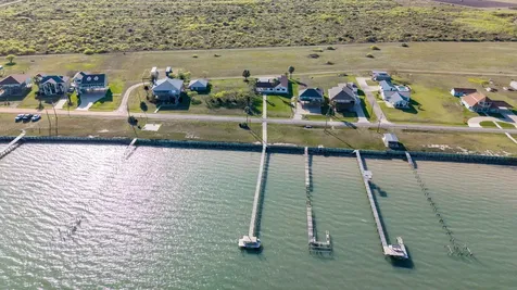 316 Marshall Johnson Avenue S Port Lavaca TX 77979
