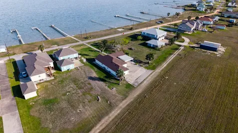 316 Marshall Johnson Avenue S Port Lavaca TX 77979