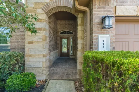 111 Pheasant Run Drive Conroe TX 77384