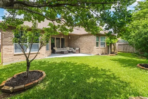 111 Pheasant Run Drive Conroe TX 77384