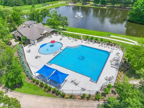 111 Pheasant Run Drive Conroe TX 77384