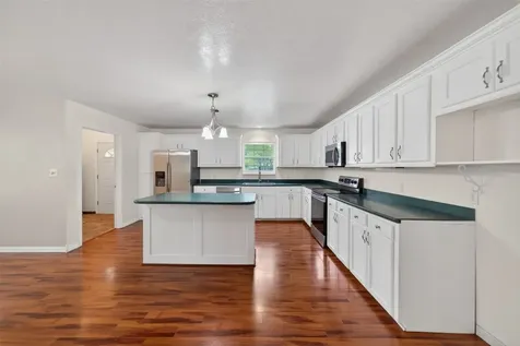 365 County Road 4013 Dayton TX 77535