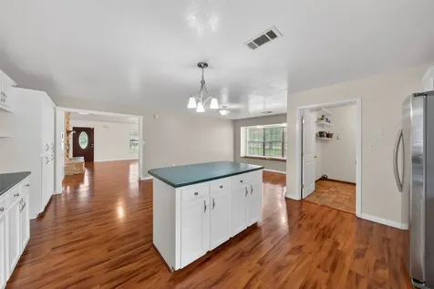365 County Road 4013 Dayton TX 77535