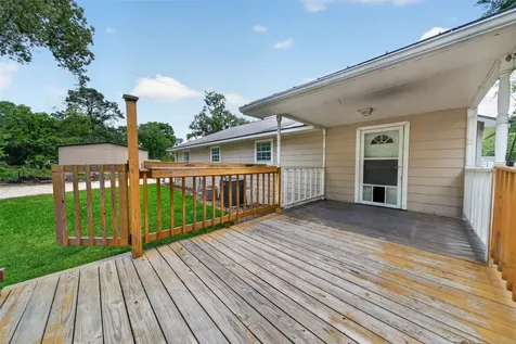 365 County Road 4013 Dayton TX 77535