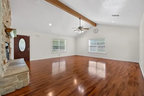 365 County Road 4013 Dayton TX 77535