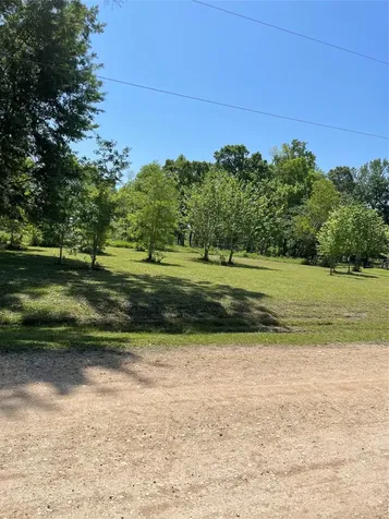 908 County Road 4923 Dayton TX 77535