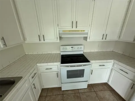 2724 Crossview Drive 201 Houston TX 77063