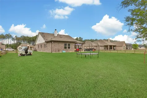 231 Road 6613 Dayton TX 77535