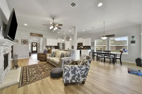 231 Road 6613 Dayton TX 77535