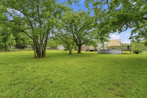 188 County Road 480 Dayton TX 77535