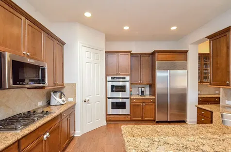 2826 Tudor Manor Houston TX 77082