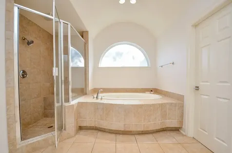 2826 Tudor Manor Houston TX 77082
