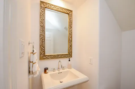 2826 Tudor Manor Houston TX 77082
