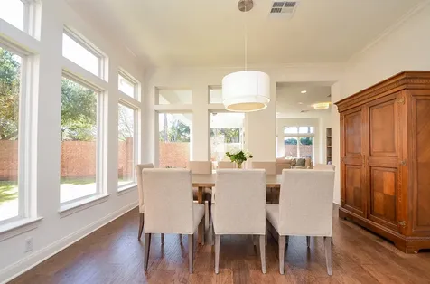 2826 Tudor Manor Houston TX 77082