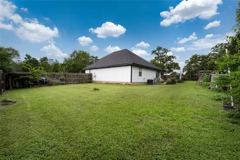 234 Park Drive La Grange TX 78945