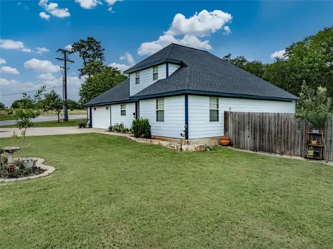 234 Park Drive La Grange TX 78945