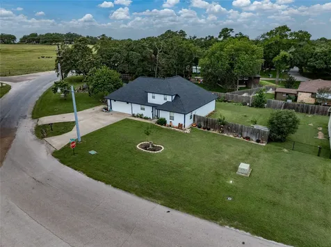 234 Park Drive La Grange TX 78945