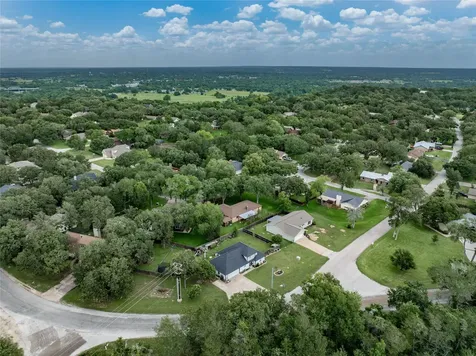 234 Park Drive La Grange TX 78945