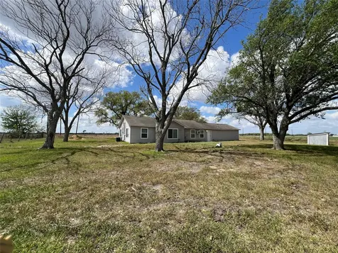 2748 County Road 456 El Campo TX 77437
