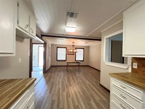 2748 County Road 456 El Campo TX 77437